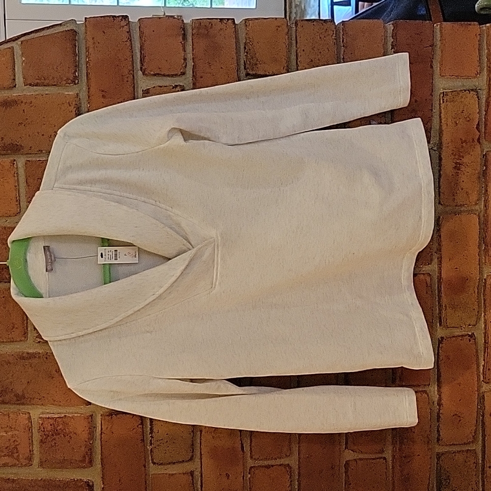 NEW! Talbots featherweight v-neck pullover -petite